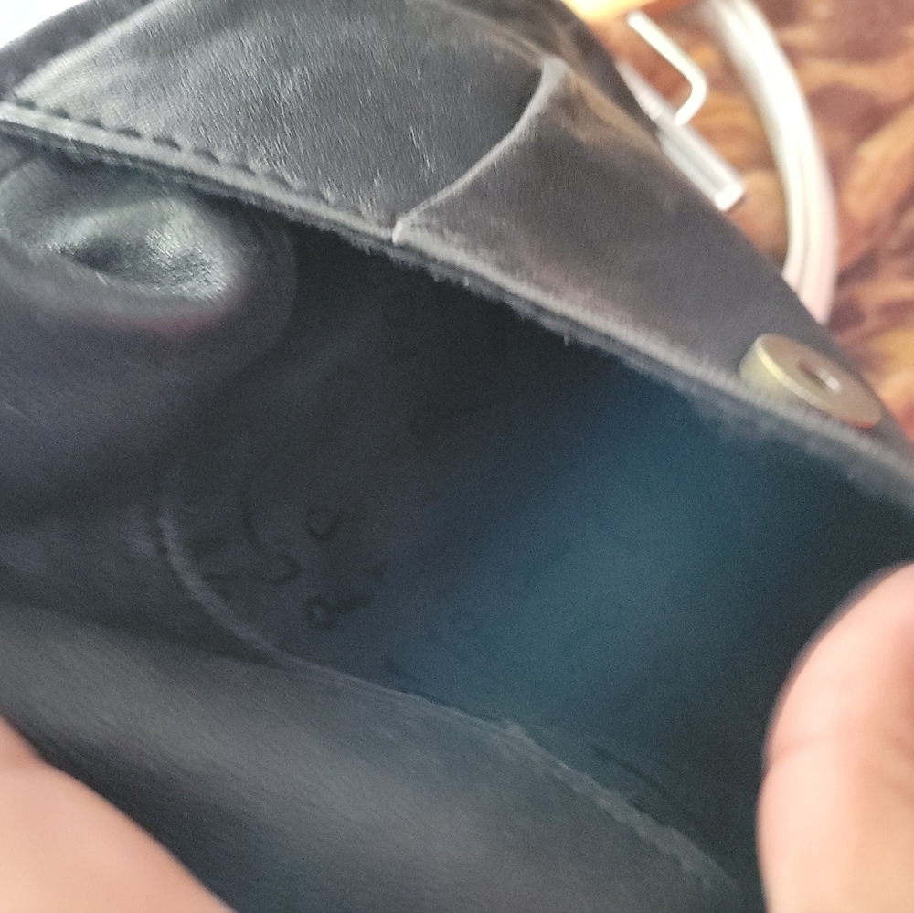 Fossil Convertible Crossbody - Picture 5 of 8